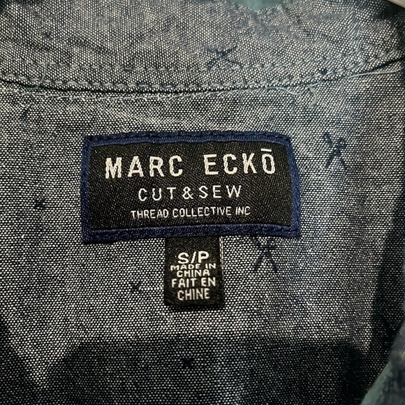 Marc Ecko Cut & Sew NYC Button Up Mens Size Small Petite - Picture 3 of 5